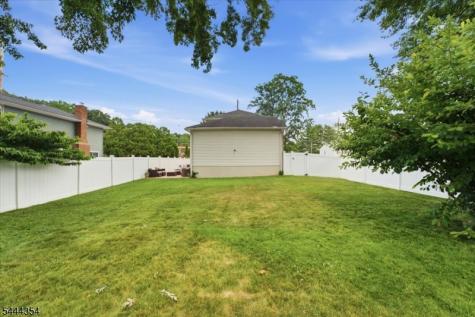 580 Center Street Kenilworth NJ 07033