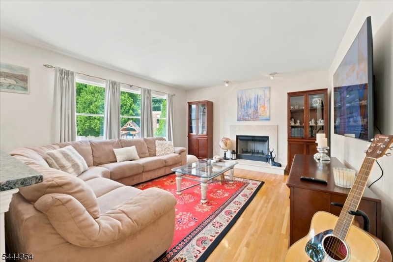 580 Center Street Kenilworth NJ 07033