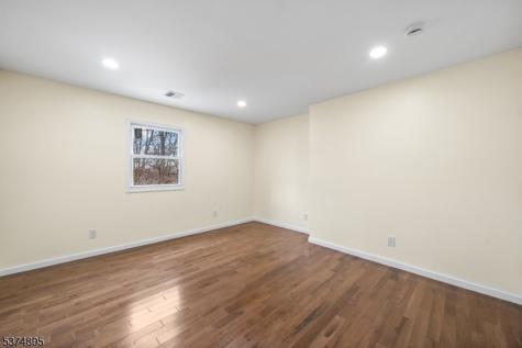 20 Ella Street Bloomingdale NJ 07403