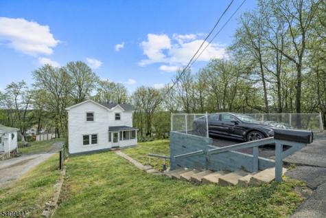 20 Ella Street Bloomingdale NJ 07403