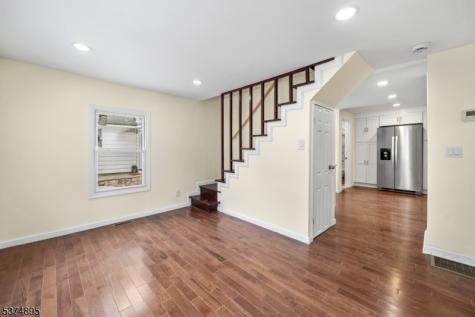 20 Ella Street Bloomingdale NJ 07403