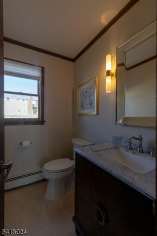 23 Carr Place Totowa NJ 07512