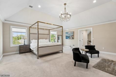 27 Wardle Avenue Berkeley Heights NJ 07922