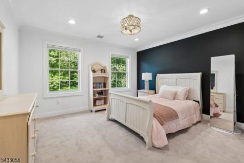 27 Wardle Avenue Berkeley Heights NJ 07922