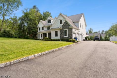 27 Wardle Avenue Berkeley Heights NJ 07922