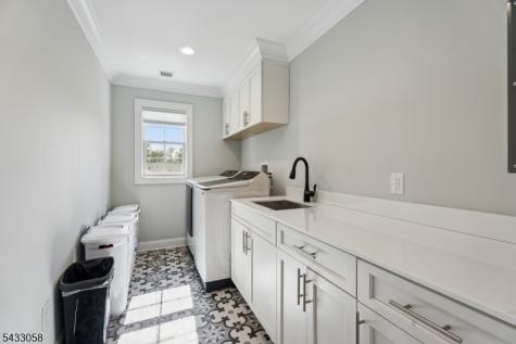 27 Wardle Avenue Berkeley Heights NJ 07922