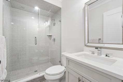 27 Wardle Avenue Berkeley Heights NJ 07922