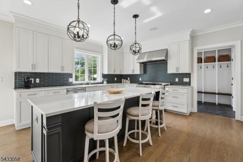 27 Wardle Avenue Berkeley Heights NJ 07922