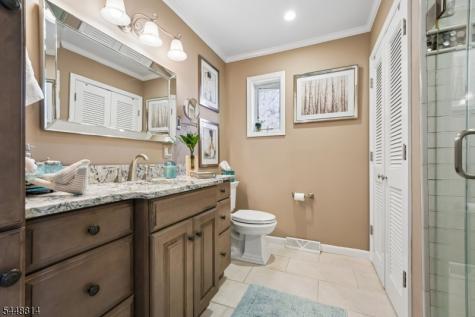 213 Hudson Avenue Hopatcong NJ 07843