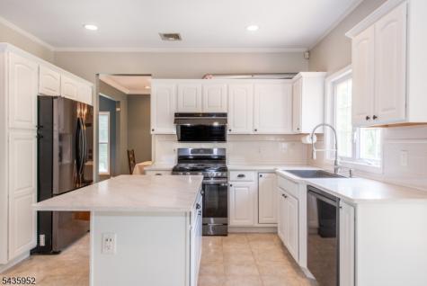 1 Fiddlers Way Sparta NJ 07871