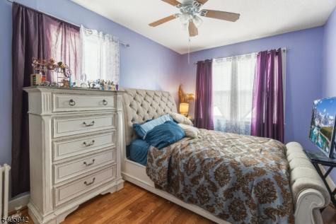 414 Martin Street Roselle NJ 07203