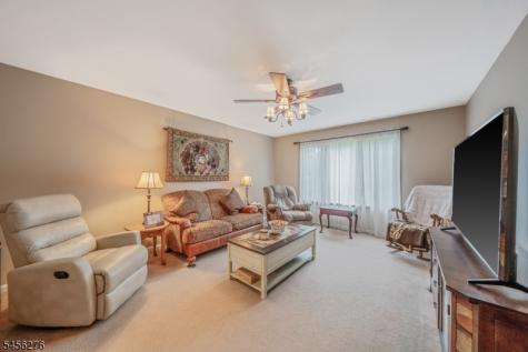 11 Ledgerock Court Parsippany-troy Hills NJ 07950
