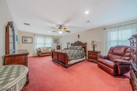 11 Ledgerock Court Parsippany-troy Hills NJ 07950