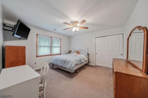 11 Ledgerock Court Parsippany-troy Hills NJ 07950