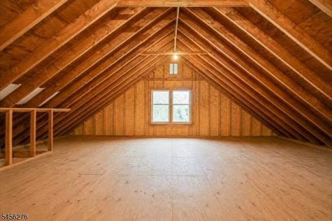 11 Ledgerock Court Parsippany-troy Hills NJ 07950