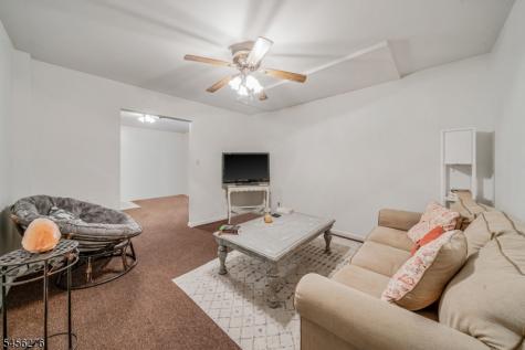 11 Ledgerock Court Parsippany-troy Hills NJ 07950