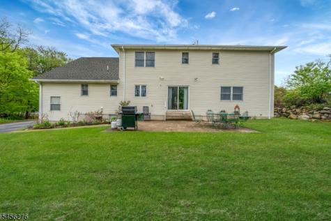 11 Ledgerock Court Parsippany-troy Hills NJ 07950