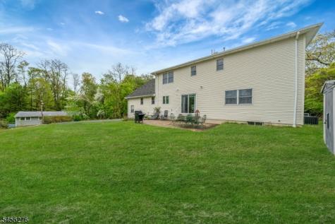 11 Ledgerock Court Parsippany-troy Hills NJ 07950