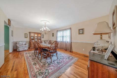 11 Ledgerock Court Parsippany-troy Hills NJ 07950
