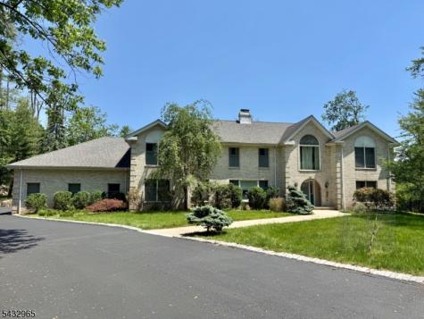 60 Evergreen Lane Watchung NJ 07069