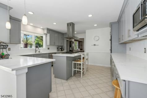 60 Evergreen Lane Watchung NJ 07069
