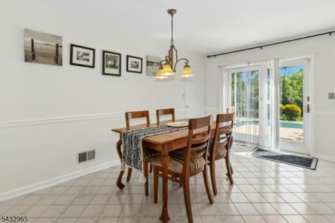 60 Evergreen Lane Watchung NJ 07069