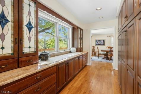 60 Evergreen Lane Watchung NJ 07069