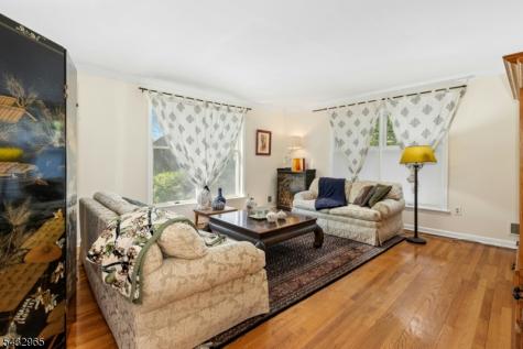 60 Evergreen Lane Watchung NJ 07069
