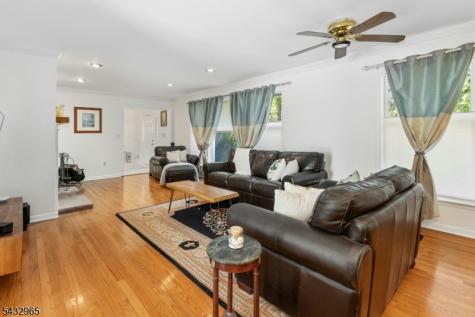 60 Evergreen Lane Watchung NJ 07069