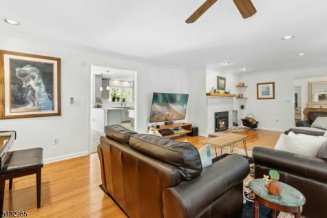 60 Evergreen Lane Watchung NJ 07069