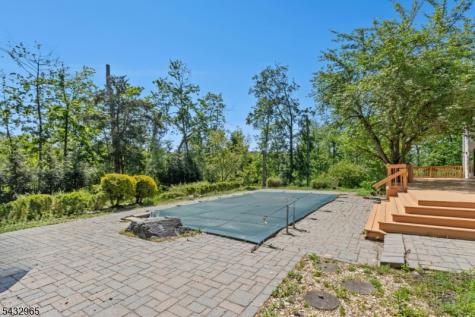 60 Evergreen Lane Watchung NJ 07069