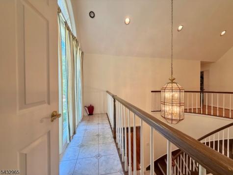 60 Evergreen Lane Watchung NJ 07069