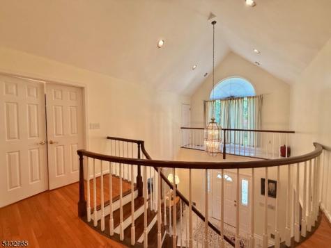 60 Evergreen Lane Watchung NJ 07069