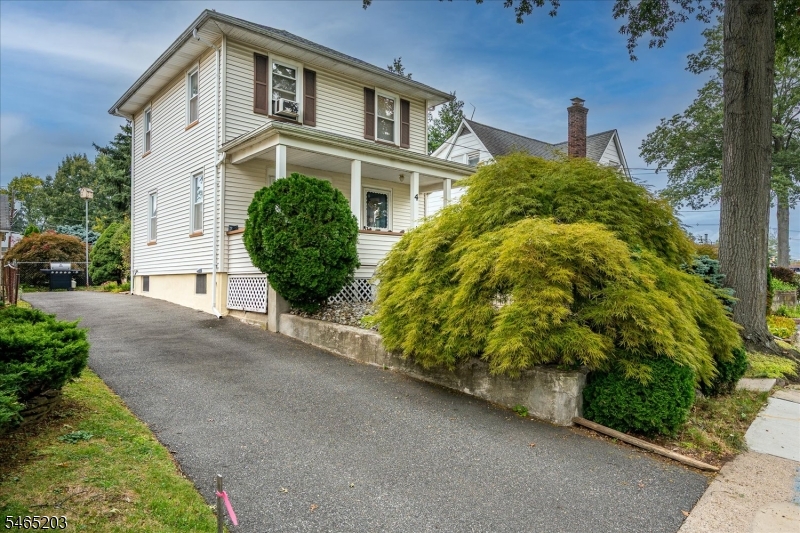 4 S Springfield Avenue Springfield NJ 07081