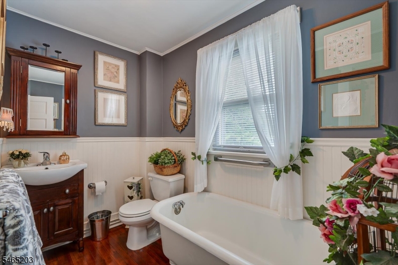 4 S Springfield Avenue Springfield NJ 07081