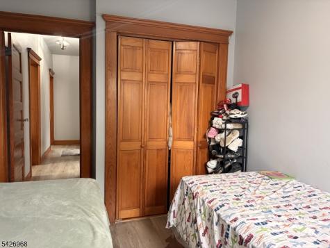 390 Delano Place Fairview NJ 07022