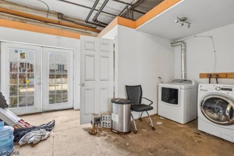 390 Delano Place Fairview NJ 07022