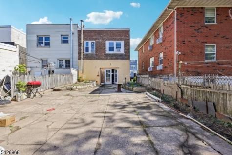 390 Delano Place Fairview NJ 07022