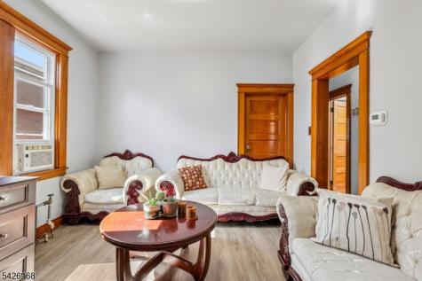 390 Delano Place Fairview NJ 07022