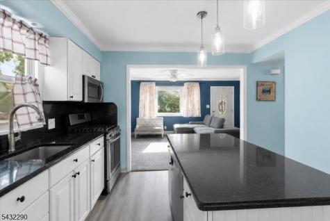 29 Central Avenue Pompton Lakes NJ 07442
