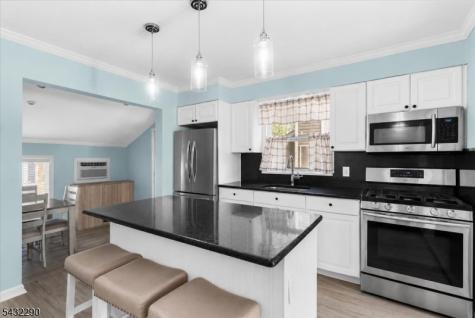 29 Central Avenue Pompton Lakes NJ 07442