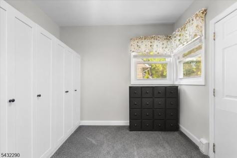 29 Central Avenue Pompton Lakes NJ 07442