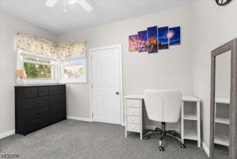 29 Central Avenue Pompton Lakes NJ 07442