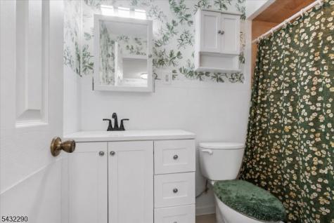 29 Central Avenue Pompton Lakes NJ 07442
