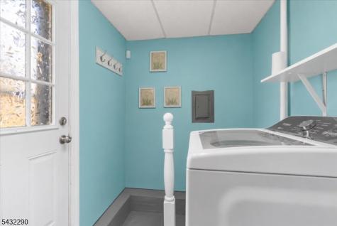 29 Central Avenue Pompton Lakes NJ 07442