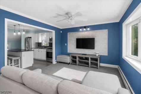 29 Central Avenue Pompton Lakes NJ 07442