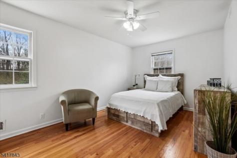 3 Dogwood Lane Tewksbury NJ 07830