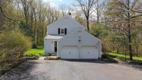 3 Dogwood Lane Tewksbury NJ 07830