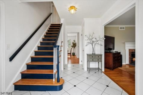 3 Dogwood Lane Tewksbury NJ 07830
