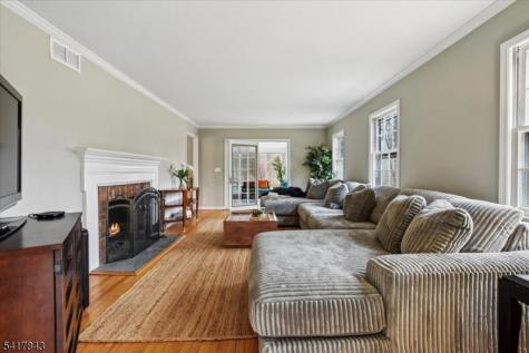 3 Dogwood Lane Tewksbury NJ 07830